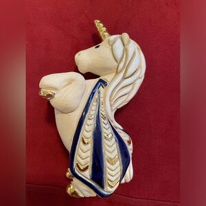 Artesania Rinconada Unicorn Blue glazed cape gold horn hooves retired 250A 5 1/4